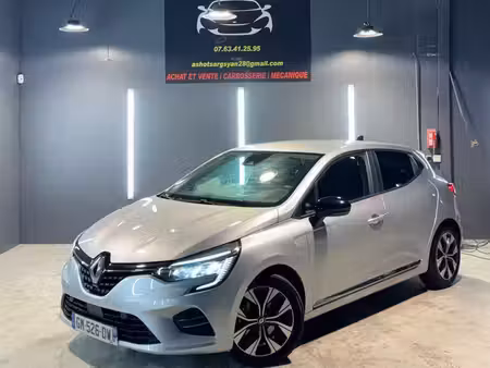Renault Clio E-Tech 1.6 145 Evolution