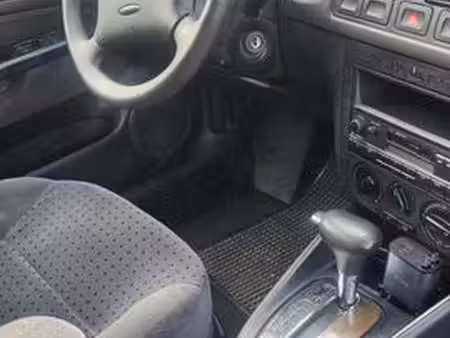 Volkswagen Golf 1.6 Base
