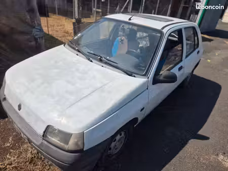 Renault Clio 1.9