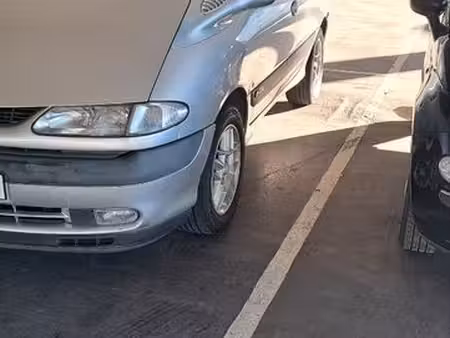 Renault Espace 2.2 110