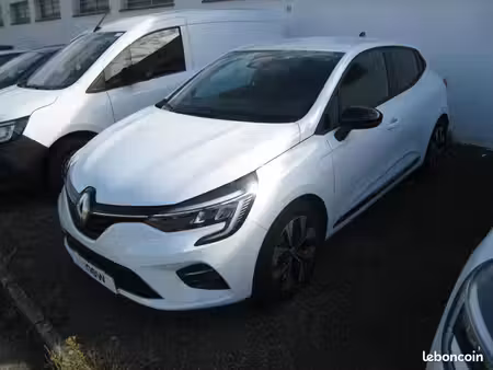 Renault Clio E-Tech 1.6 145 Evolution