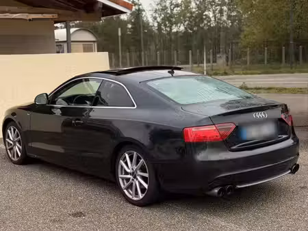 Audi A5 V6 3.0 TDI 240 quattro