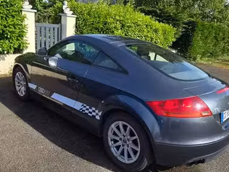 Audi TT 2.0 TFSI 200