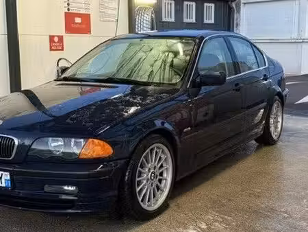 BMW Série 3 330d 3.0 183