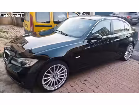 BMW Série 3 330d 3.0 231