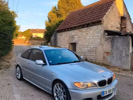 BMW Série 3 330d 3.0 204