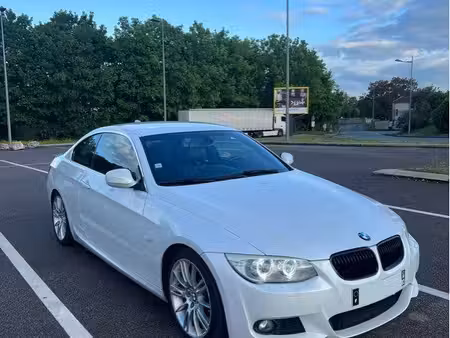 BMW Série 3 325d 3.0 204