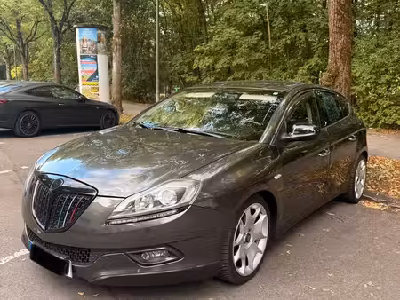 Lancia Delta 1.9 MJT 190