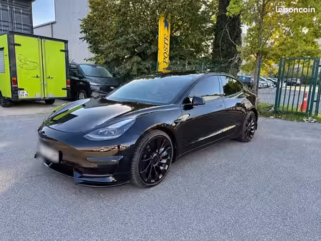 Tesla Model 3 Performance 482 PUP 4x4