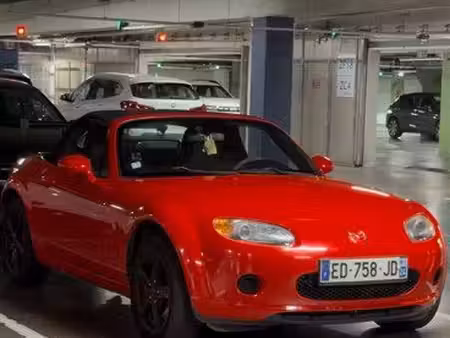 Mazda MX5 1.8 126