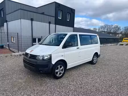 Volkswagen Transporter T5 2.0 TDI 102
