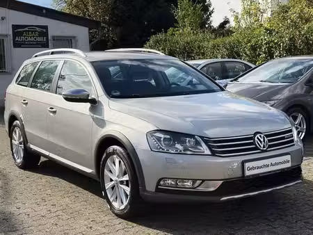 Volkswagen Passat 2.0 TDI 140 Base 4Motion