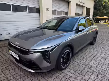 Kia K4 