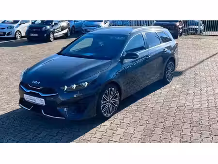 Kia Ceed 1.5 T GDi 140 GT Line