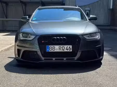 Audi A4 RS4 V8 4.2 450 quattro
