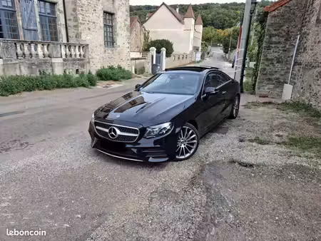 Mercedes-Benz Classe E E 300