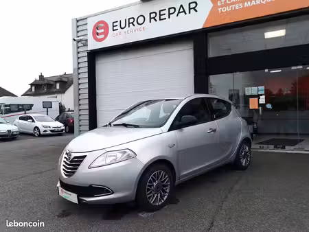 Lancia Ypsilon 1.2 69