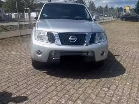 Nissan Pathfinder V6 3.0 dCi 231 4x4
