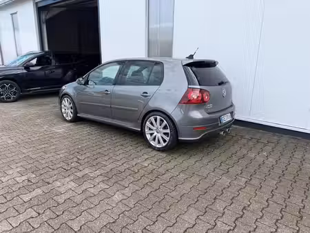 Volkswagen Golf R32 V6 3.2 250 4Motion