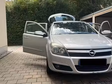 Opel Astra 1.4 90