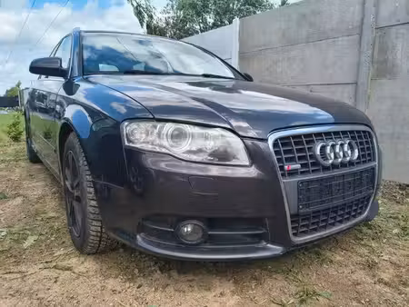 Audi A4 V6 3.0 TDI quattro