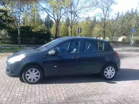 Renault Clio 1.2 75