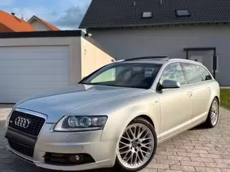 Audi A6 V6 2.8 FSI 210