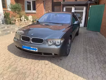 BMW Série 7 745i 4.4 333