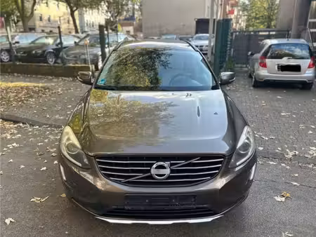 Volvo XC60 2.4 163 Momentum 4x4