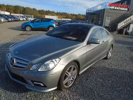 Mercedes-Benz Classe E E 350 E V6 3.0 CDI 170