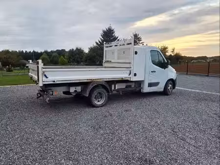Renault Master 2.3 dCi 130