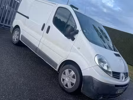 Renault Trafic 2.0 dCi 90