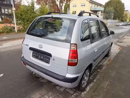 Hyundai Matrix 1.6 103 GLS