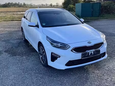 Kia Ceed 1.6 CRDi 136 Spirit