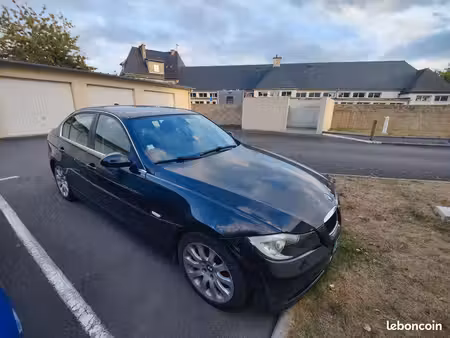 BMW Série 3 330d 3.0 231