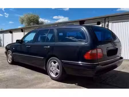 Mercedes-Benz Classe E E 230 2.3 Avantgarde