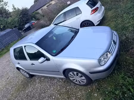 Volkswagen Golf 1.4 75