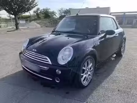 Mini Cabrio Cooper 1.6 115