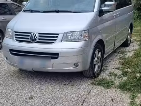 Volkswagen Transporter T5 2.5 TDI 130
