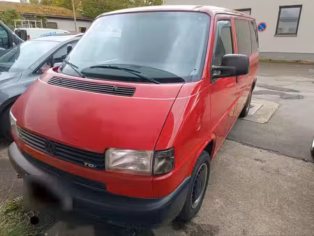 Volkswagen Transporter T4 2.5 TDI 88