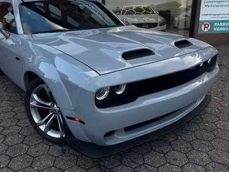 Dodge Challenger V8 5.7