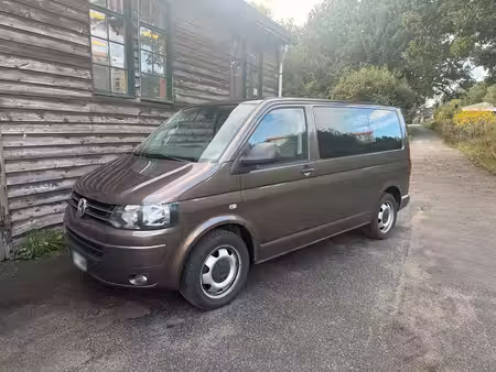 Volkswagen Transporter T5 TDI 102