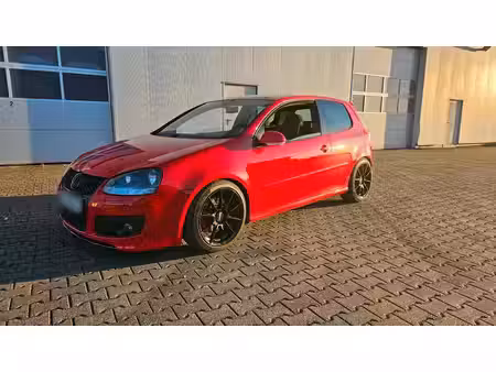 Volkswagen Golf GTI 2.0 200