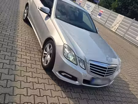 Mercedes-Benz Classe E E 250 2.1 150
