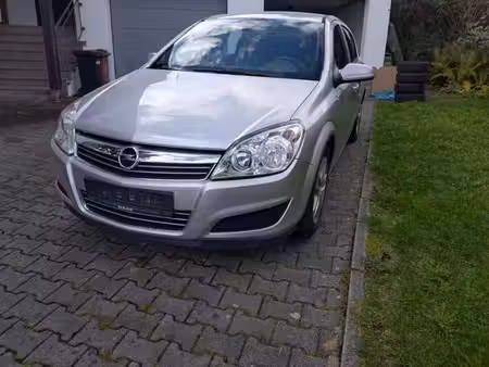 Opel Astra 1.4 90