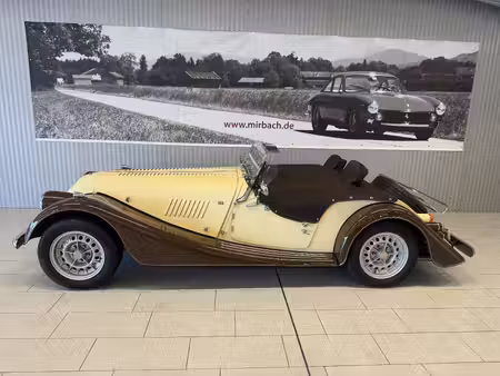 Morgan Plus-8