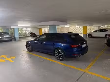 Audi A4 2.0 TDI 150 S line