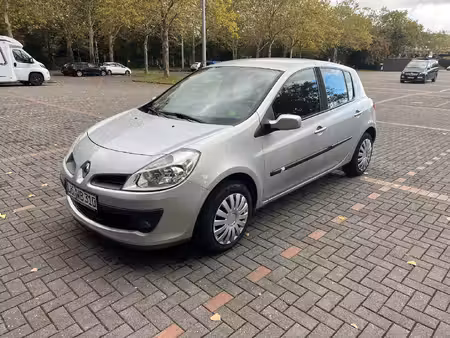 Renault Clio 1.4 98 Privilège
