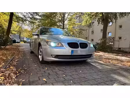 BMW Série 5 530d 3.0 235