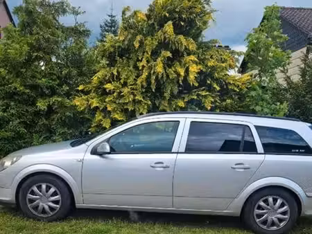 Opel Astra 1.6 105